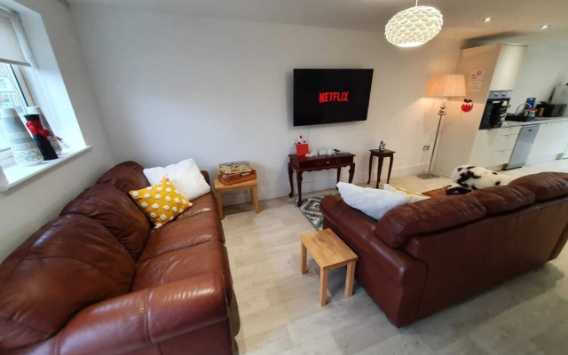 Riverdale House - 4 Bedrooms