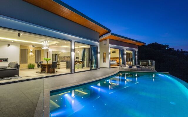 Victoria Chaweng Villa