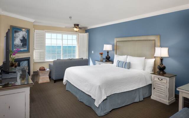 Sand Pebbles Inn