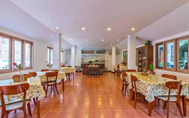 Panda Hotel（Patong Beach）