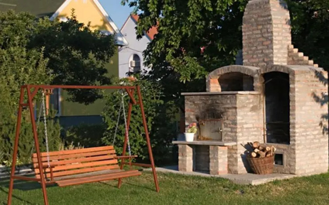 Kont Panzió és Apartmanházak