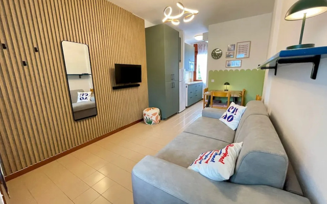 Adorable Studio With Shared Pool