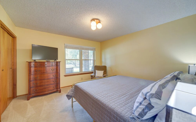 Quiet Oklahoma Home - Close to Golf Courses!