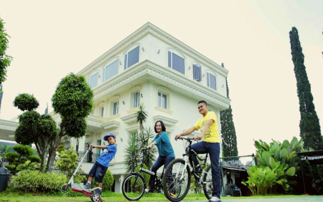 Rizen Premiere Hotel