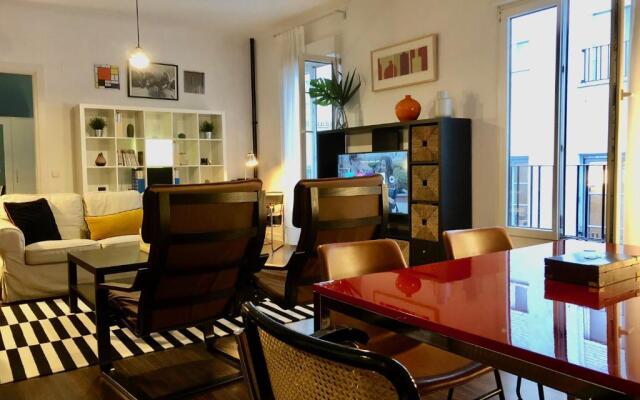 Smart Plaza de las Cortes