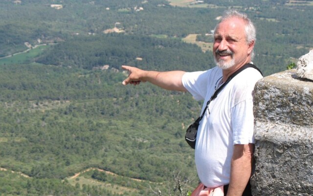 House With 3 Bedrooms in Peyrolles-en-provence, With Wonderful Mountai