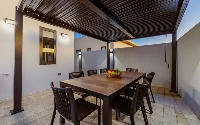 La Perla 2br2ba Home w Private Pool Patio BBQ
