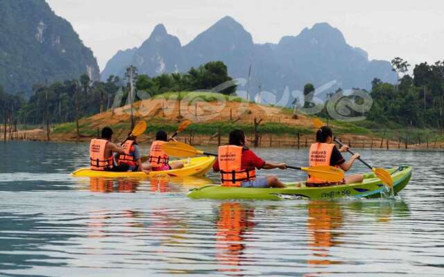 Saichol Floating Resort
