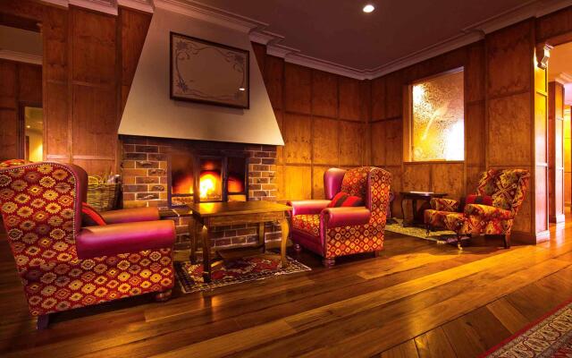 Mercure Canberra