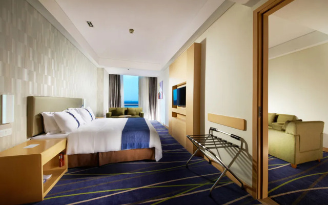 Holiday Inn Express Zhengzhou Airport, An Ihg Hotel