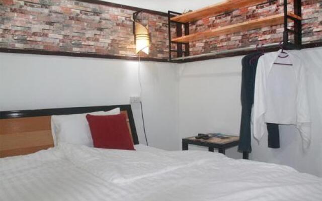 Skytime Tours & Guest House