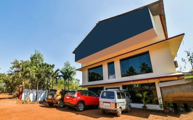 Hotel Empire by OYO Rooms