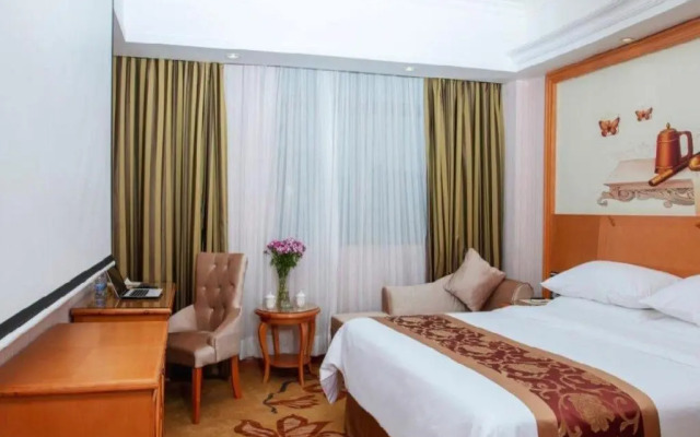 Vienna Hotel (Dongguan Dalang Bus Station)