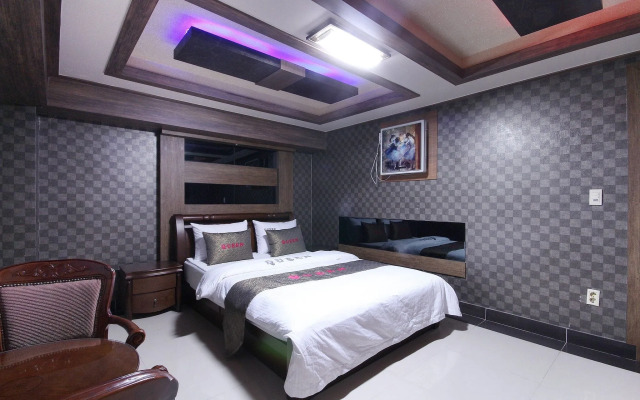Pohang Youngil Univ Hotel Queens