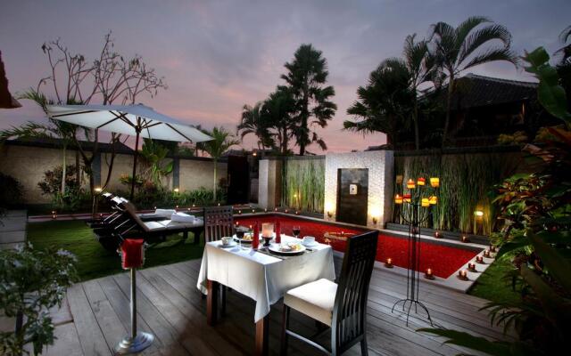 Bali Rich Seminyak Villas