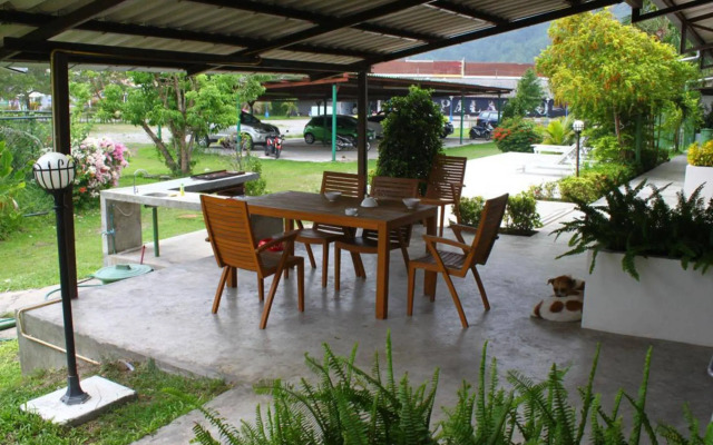Phuket Wake Park Apartments