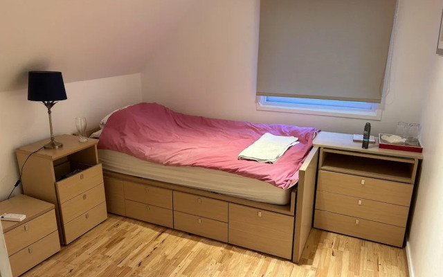 Large 3 bed House With Separately Bookable Studio