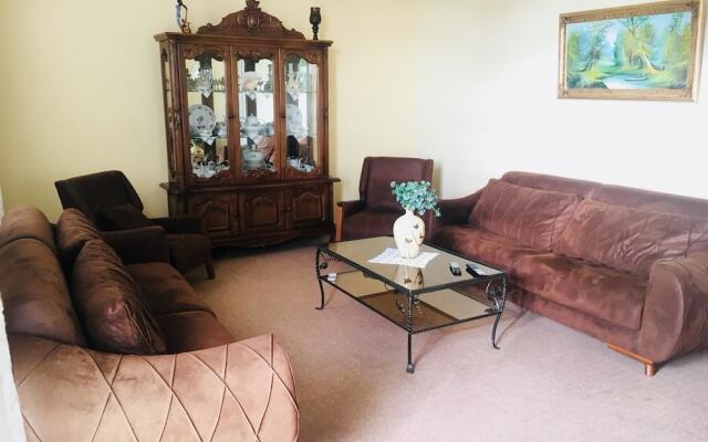 Guest House Lazuri