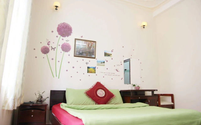 Tulip Xanh Hotel