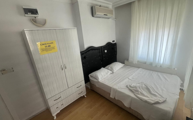 Merkez Pansiyon Sarımsaklı