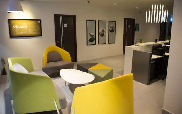 Capital O 36137 Vihaari 24 Business Hotel