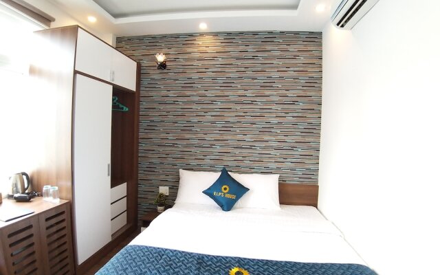 V.I.P's House  2