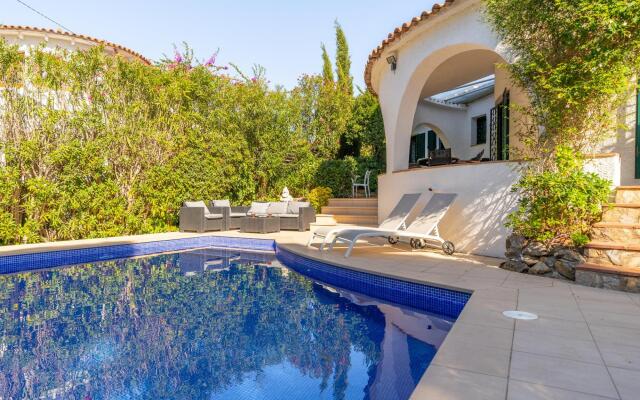 Villa Anais
