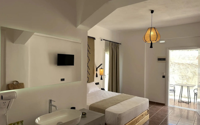 Armeno Resort and Armeno Annex