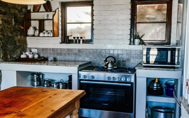 Buccara Noetzie - Lindsay Castle