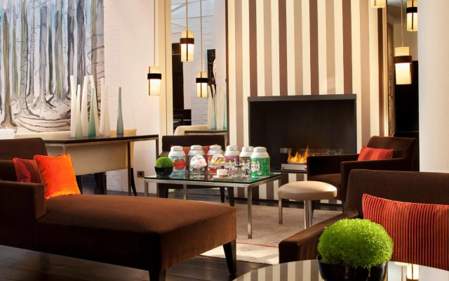 Hotel Le A