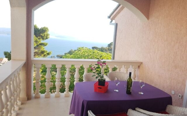 "room in Apartment - Villa Puljic : In This Charming App. With 4 you Will Spend Amazing Time"