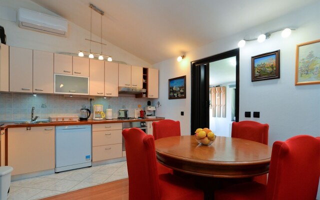 Apartment 1791