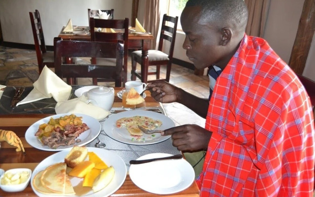 Ingagi Park View Lodge