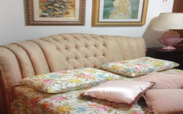B&B Lucilla's World
