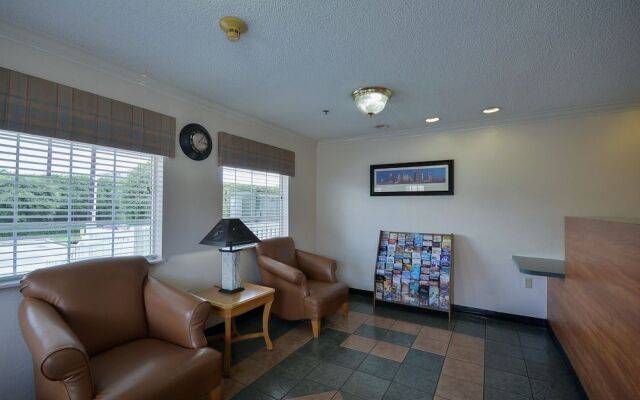 Extended Stay InTown Suites Houston TX - Greenspoint