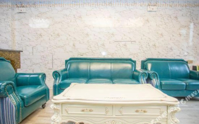 Shangqiu Yijia Boutique Hotel