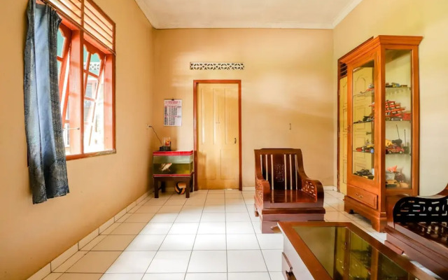 Guesthouse Sadewa