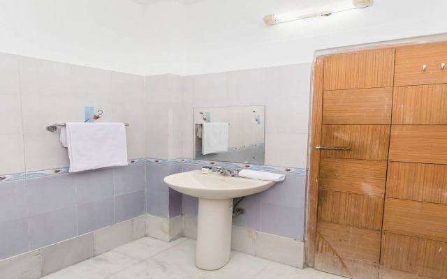 Inspirasun Kalighat by OYO Rooms