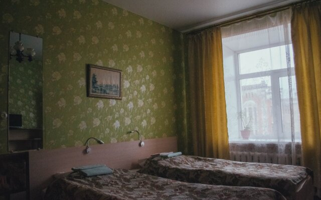 Guest House, Hotel