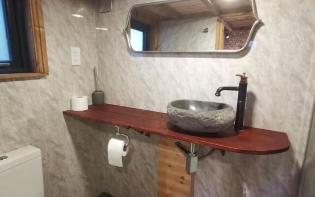 Tiny House-Hot Tub-St Clears-Pembrokeshire-Tenby