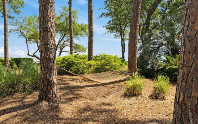 Seaside Bliss Retreat Coastal Condo for 6