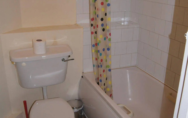 Waterside Holiday Apartments