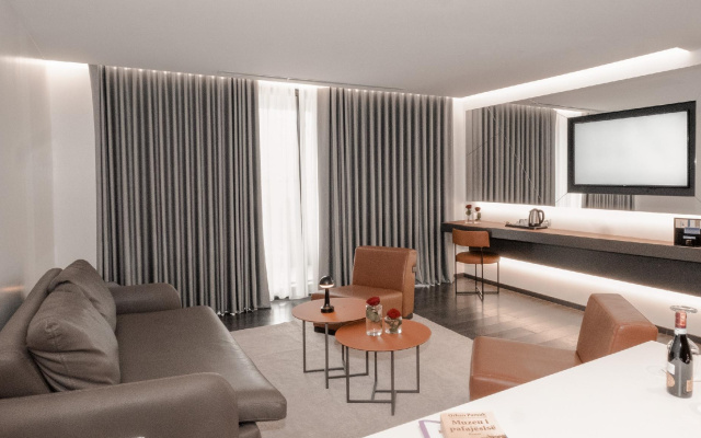 Maritim Marina Bay Resort & Casino