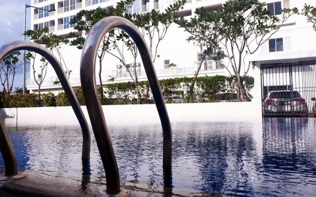 Modern Studio at Tifolia Apartment