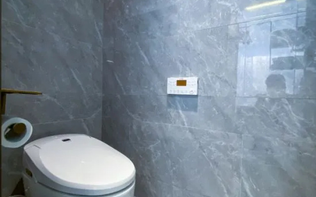 Starway Hotel (Xining Central Shopping Plaza Yile Building)