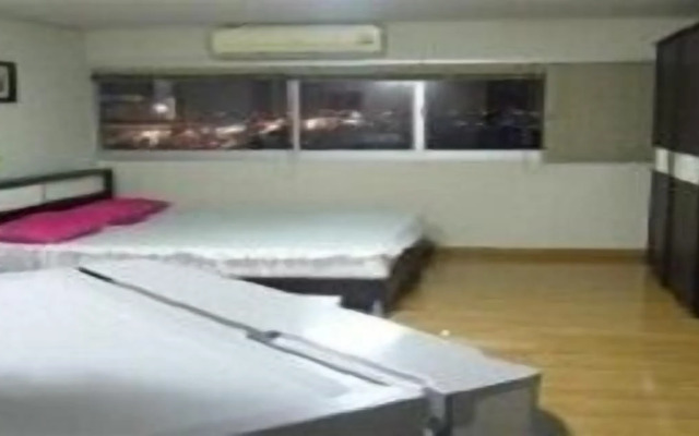 IMPACT Don Mueang Bangkok Guest House