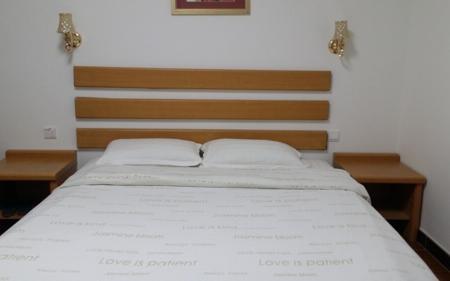 Huizhange Hotel – Guest Rooms – North District
