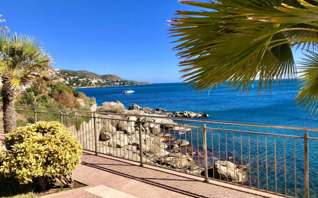 Magnifique appartement en front de mer, Caneylles