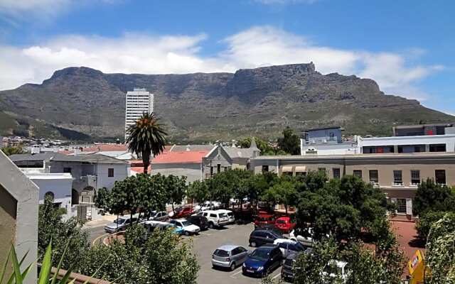 iKhaya Lodge & Conference Centre