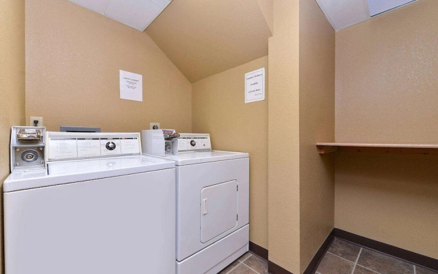 Americinn Fergus Falls